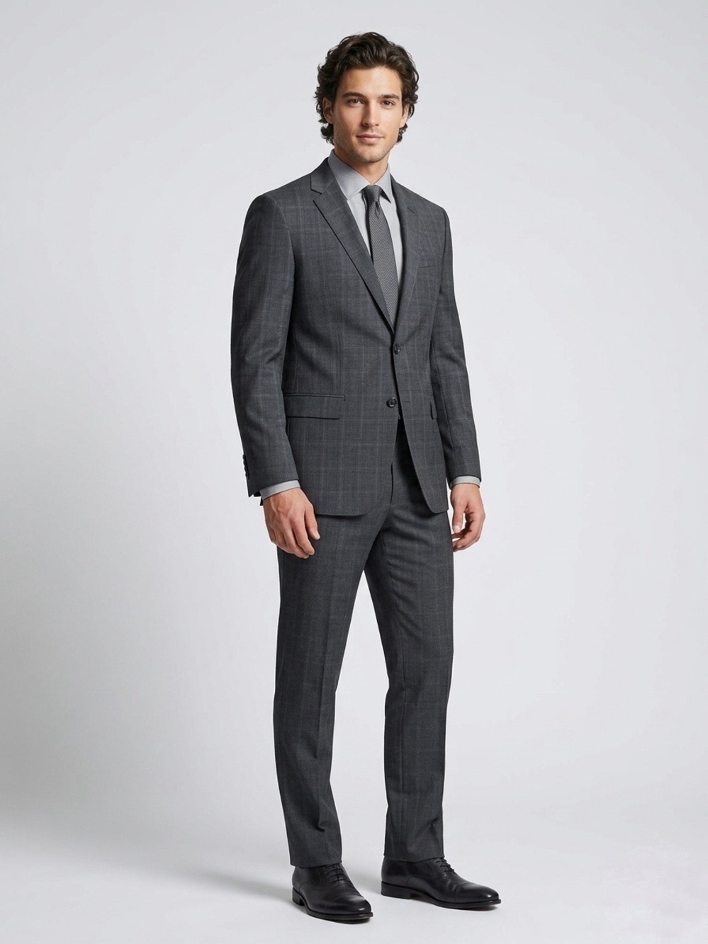 155 HUGO BOSS Men's Slim Fit 100% Wool Huge4/ Genius3 Two-Piece Suit - Grey, 44L